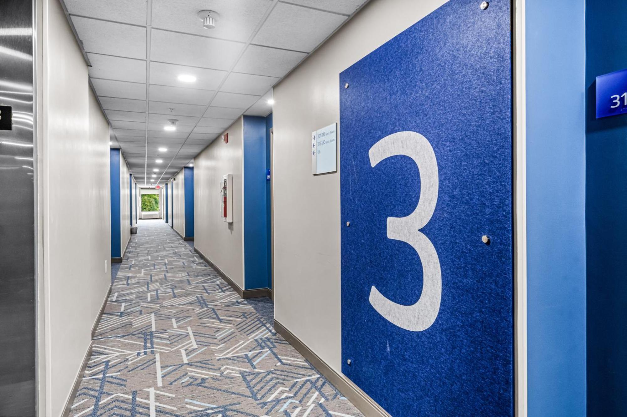 Holiday Inn Express & Suites Carneys Point - Pennsville By Ihg Екстер'єр фото